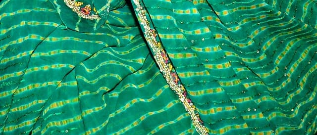 एचटीसी के तीन नये स्मार्टफोन पेश